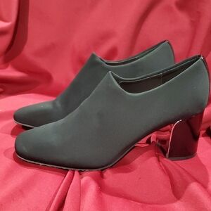 Donald J. Pliner Black and Silver Heels with Pointed Toe